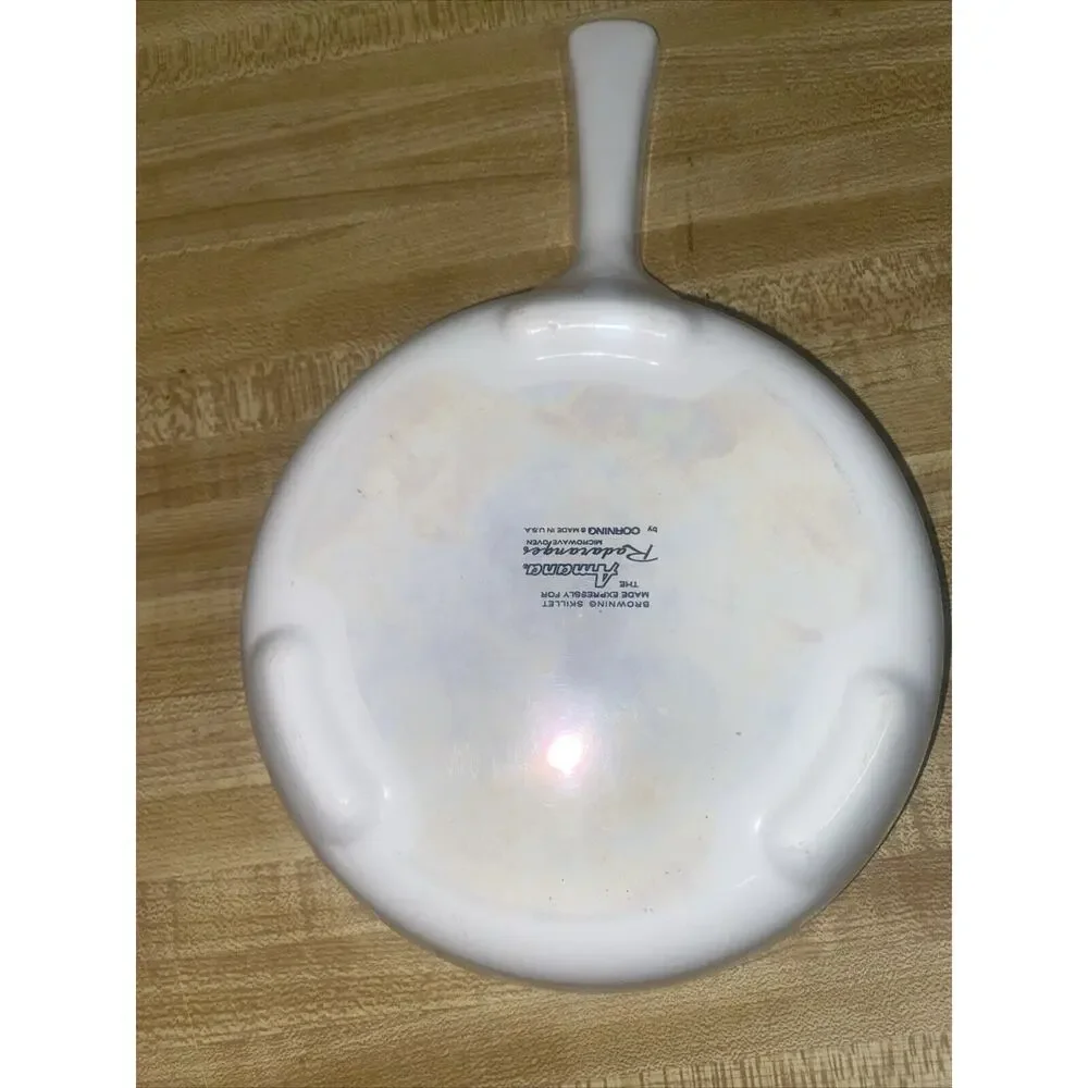 VTG Corning Ware Browning 7” Skillet Amana Radarange Colonial House